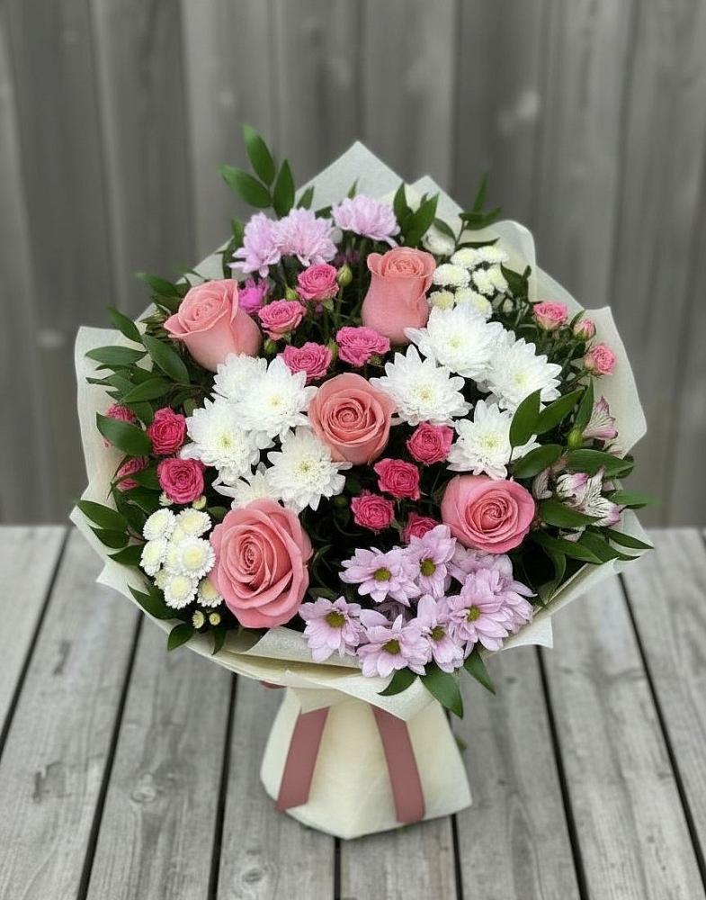 Букет цветов из: Альстромерии, Гвоздики, Розы и Хризантемы в Навашино