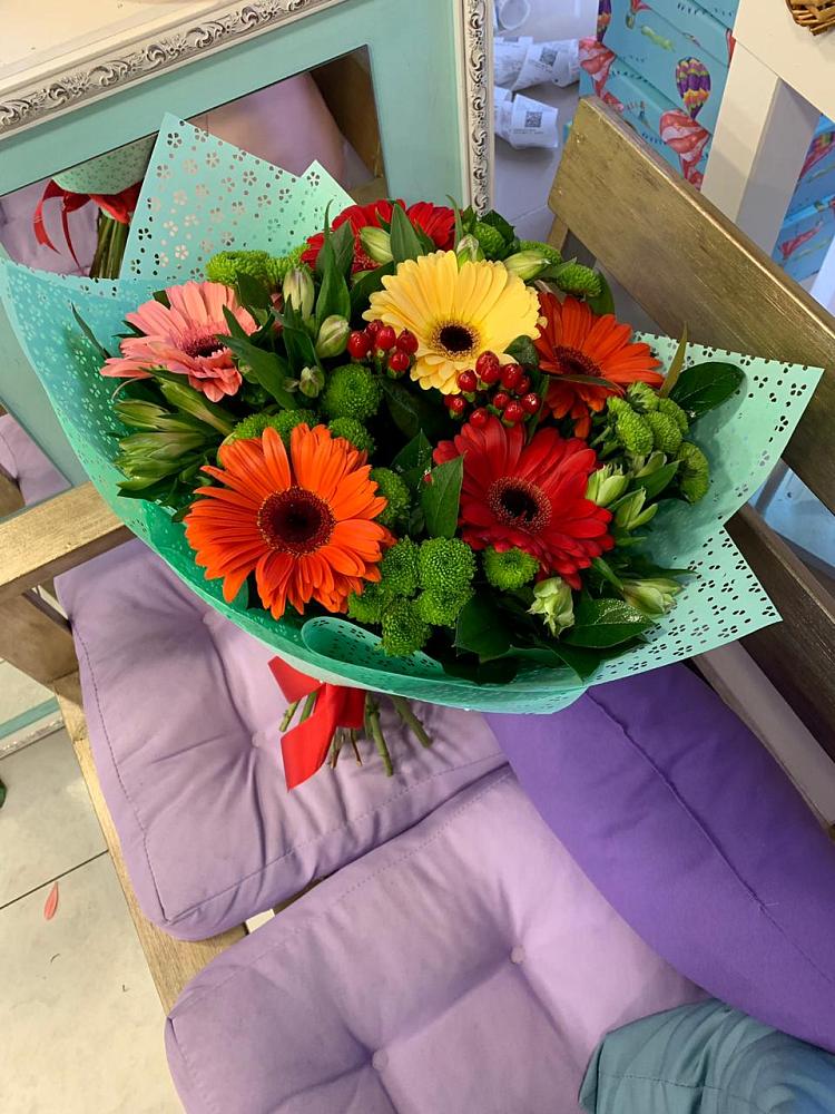 Букет цветов из: Герберы, Хризантемы и Альстромерии в Навашино