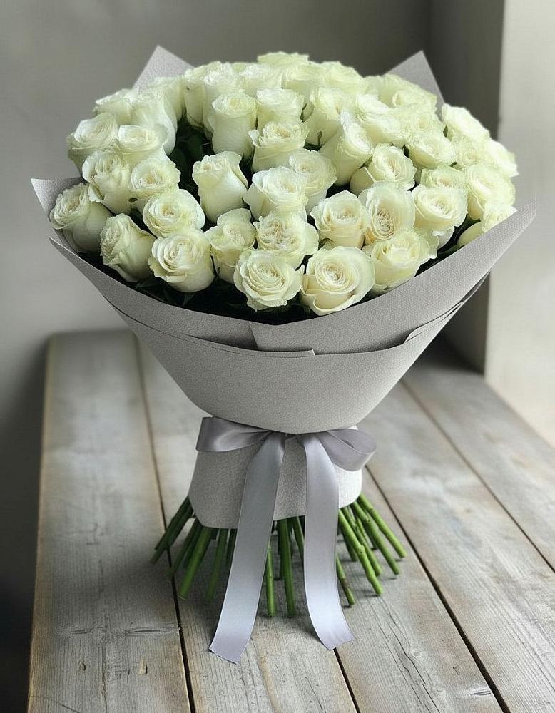 Букет 35 Белых роз в Навашино