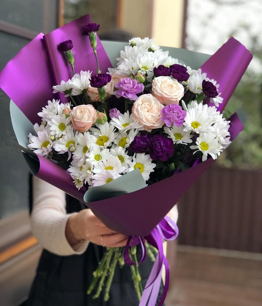 Букет цветов из: Хризантемы, Гвоздики и Розы в Навашино