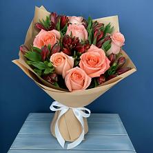 Букет цветов из:  Розы и Альстромерии в Навашино