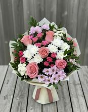 Букет цветов из:  Альстромерии, Гвоздики, Розы и Хризантемы в Навашино