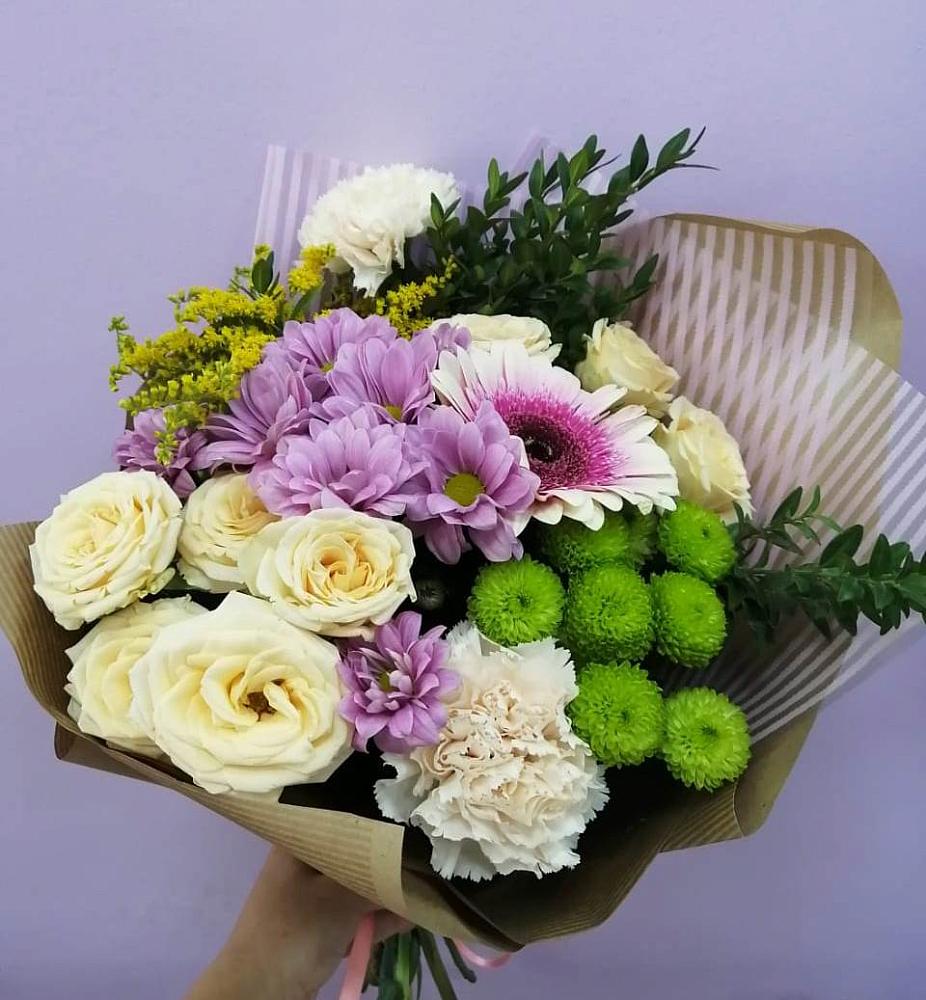 Букет цветов из: Хризантемы, Розы, Гвоздики и Герберы в Навашино