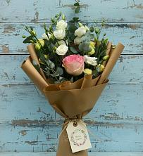 Букет цветов из:  Розы и Лизиантусы в Навашино