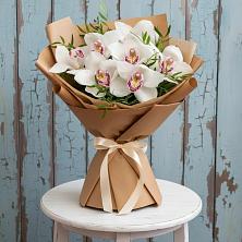 Букет цветов из:  Орхидеи и Розы в Навашино